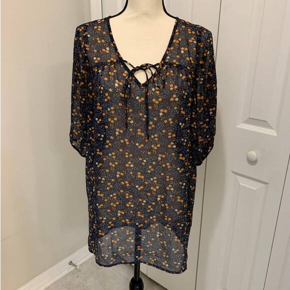 Everly Blue Sheer Floral Print Tunic Shirt Style D3863 Size Medium - Picture 1 of 8